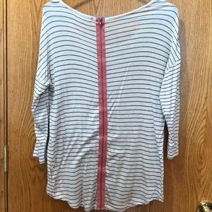 Zipper back top